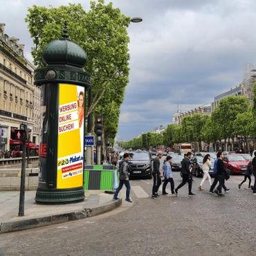 Ganzsäule / Litfaßsäule Ganzsäule / Litfaßsäule